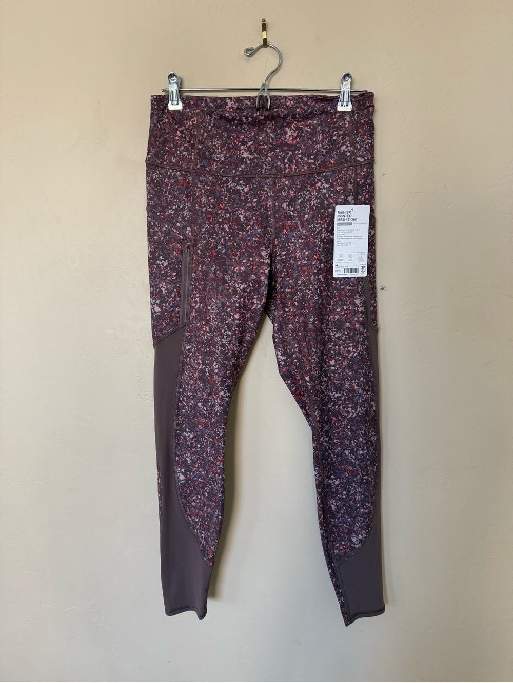 Athleta Rainier Printed Mesh Tight High Rise Leggings M NWT $98 - Picture 3 of 9